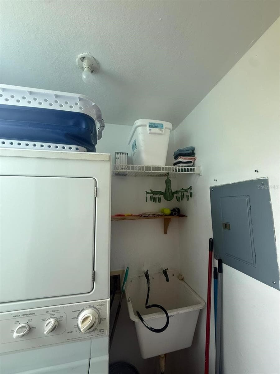 COLONIA SANTA MARIA COSTA BRAVA CONDOMINIUM — photo 18 of 29