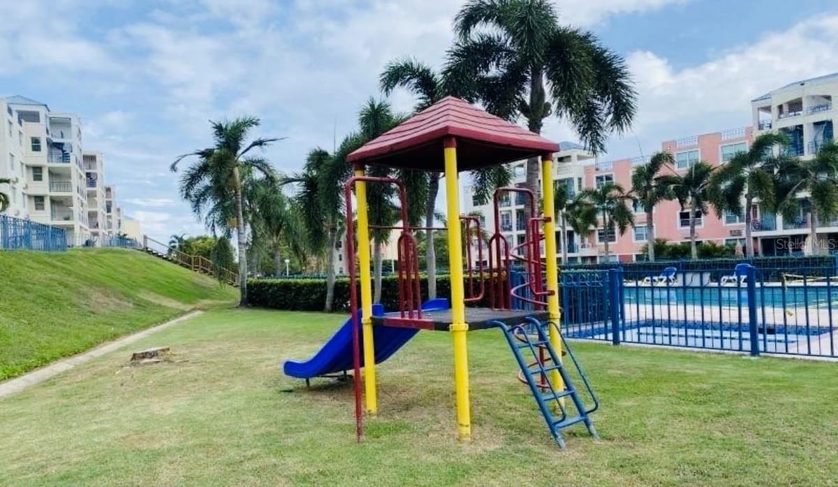 COLONIA SANTA MARIA COSTA BRAVA CONDOMINIUM — photo 27 of 29