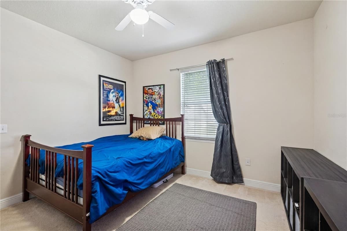 200 SOUTHERN PECAN CIRCLE — photo 16 of 39