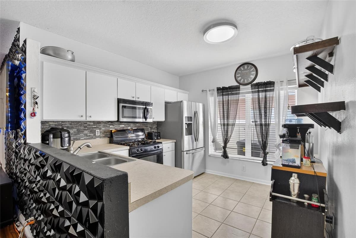 346 SUMMER SAILS DRIVE — photo 15 of 36