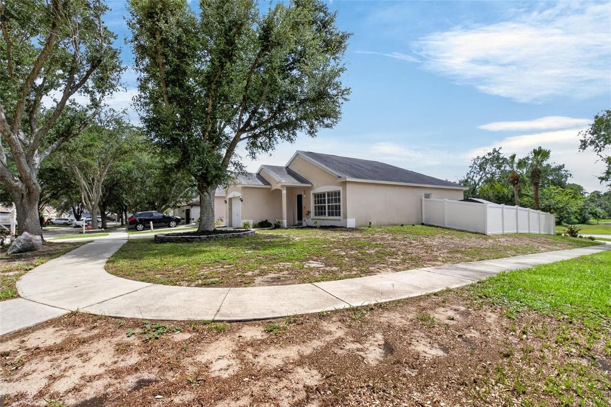 346 SUMMER SAILS DRIVE — photo 4 of 36