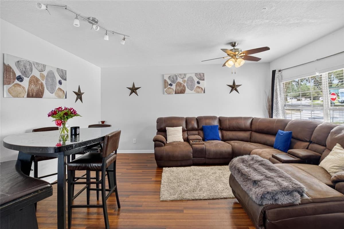 346 SUMMER SAILS DRIVE — photo 11 of 36