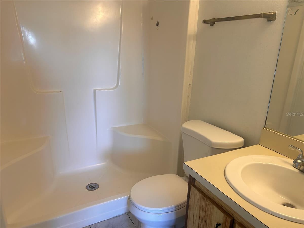 1712 UNIVERSITY LN — photo 21 of 27