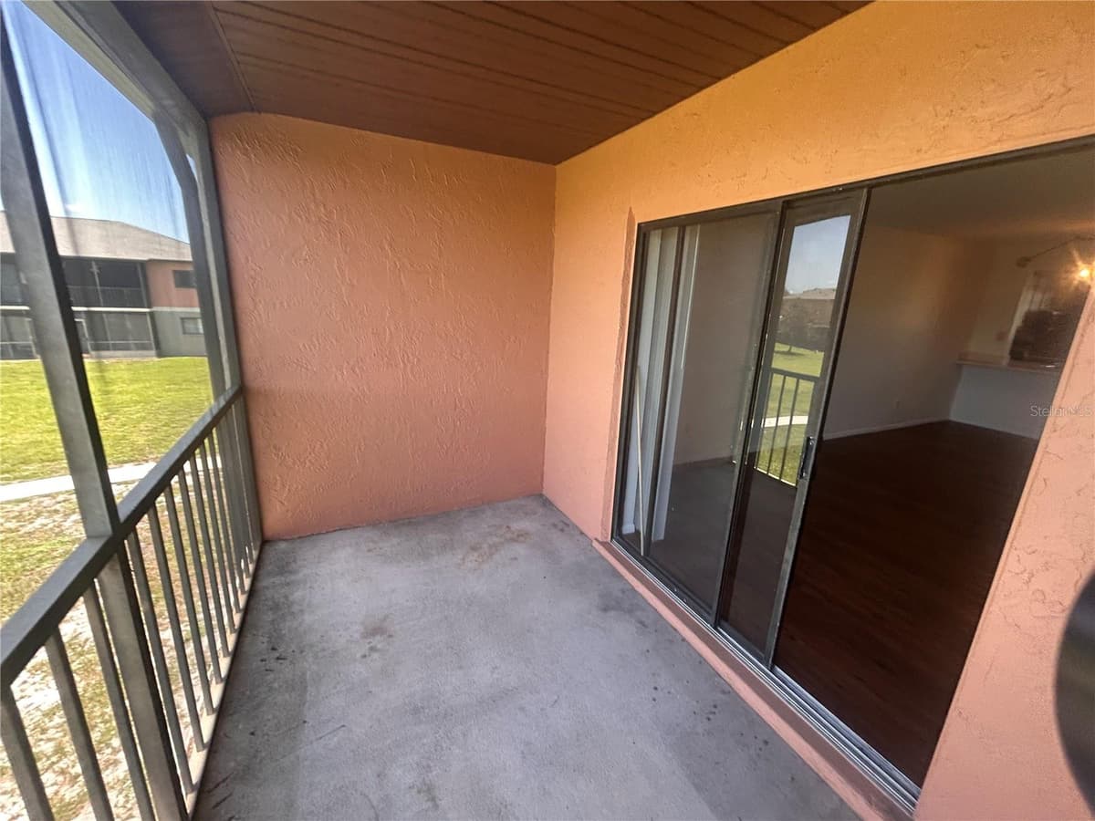 1712 UNIVERSITY LN — photo 24 of 27