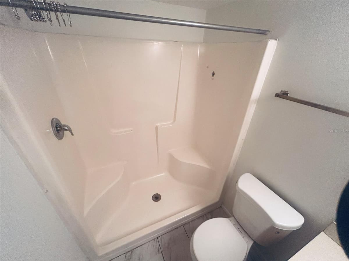 1712 UNIVERSITY LN — photo 20 of 27