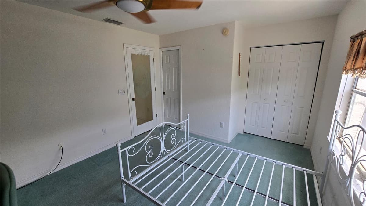 521 PINELLAS BAYWAY — photo 21 of 41