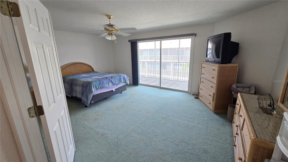 521 PINELLAS BAYWAY — photo 25 of 41