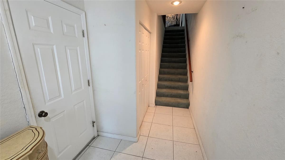 521 PINELLAS BAYWAY — photo 4 of 41
