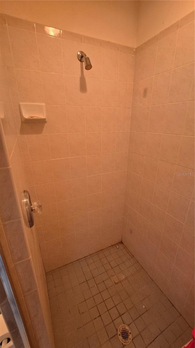 521 PINELLAS BAYWAY — photo 19 of 41