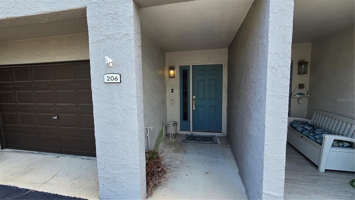 521 PINELLAS BAYWAY — photo 3 of 41