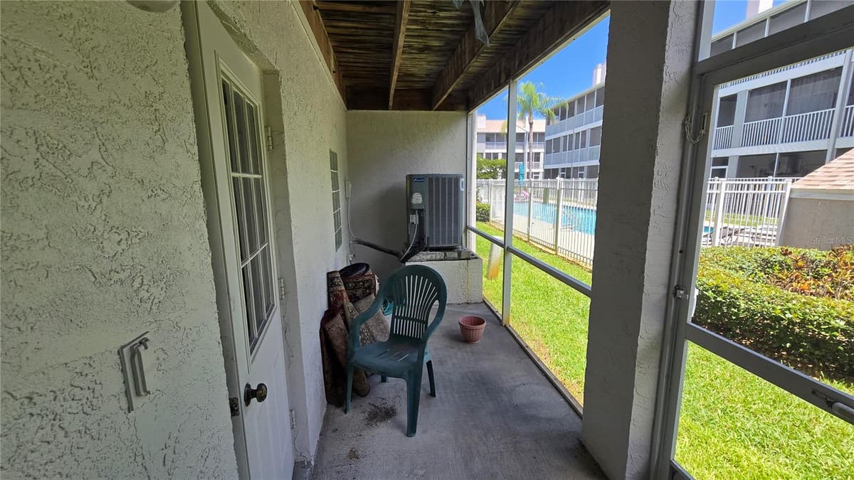521 PINELLAS BAYWAY — photo 10 of 41
