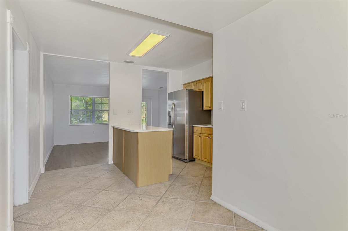 2136 BRUECKNER DRIVE — photo 16 of 35