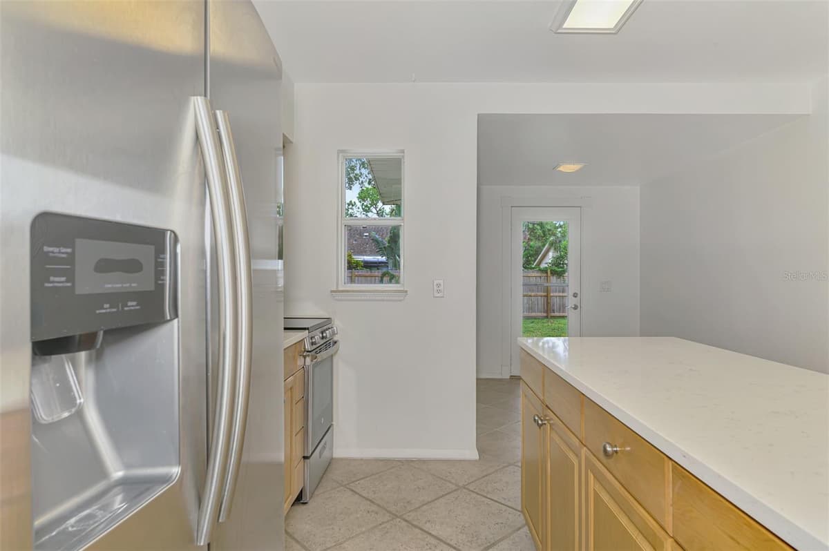 2136 BRUECKNER DRIVE — photo 13 of 35