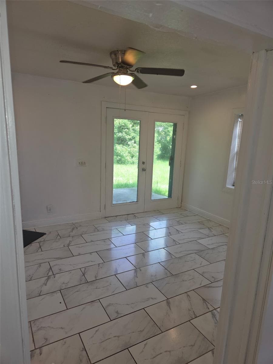 1243 AMAROS AVENUE — photo 3 of 27