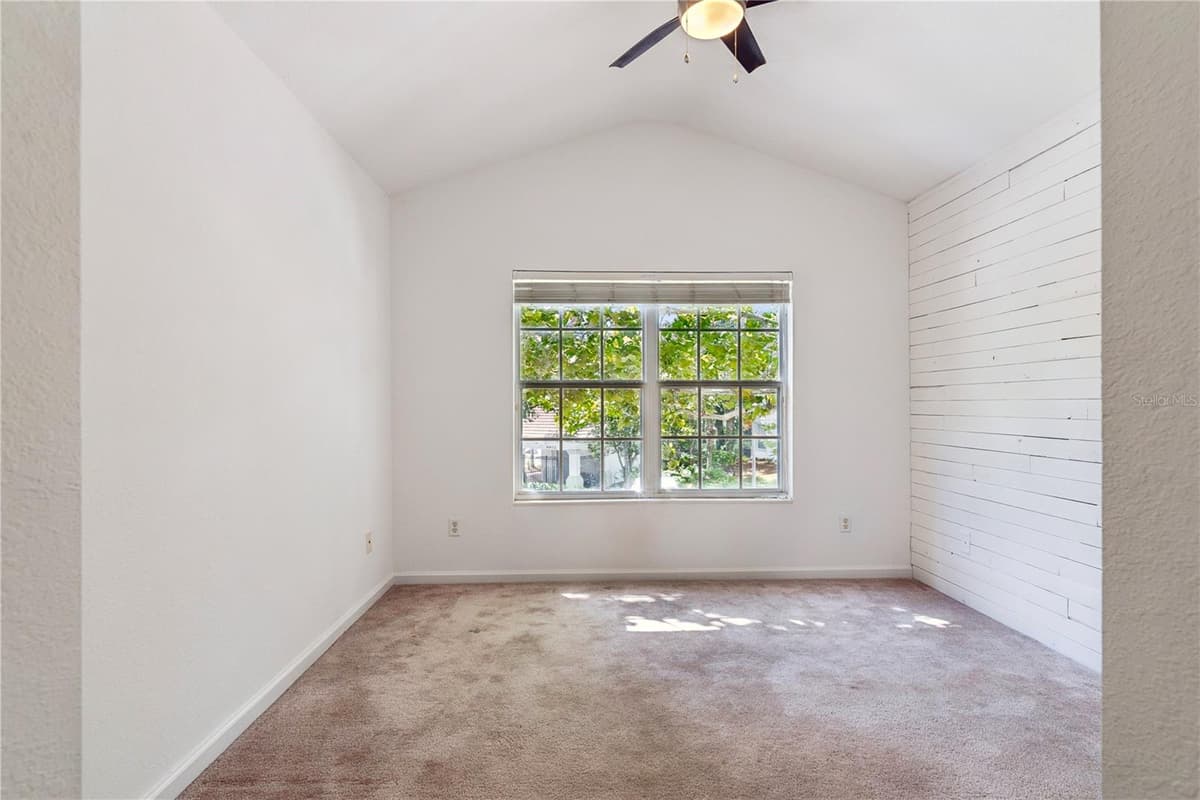 6887 SPERONE STREET — photo 29 of 37