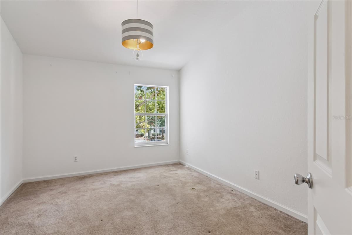 6887 SPERONE STREET — photo 25 of 37