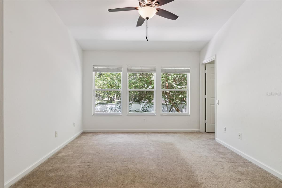 6887 SPERONE STREET — photo 27 of 37
