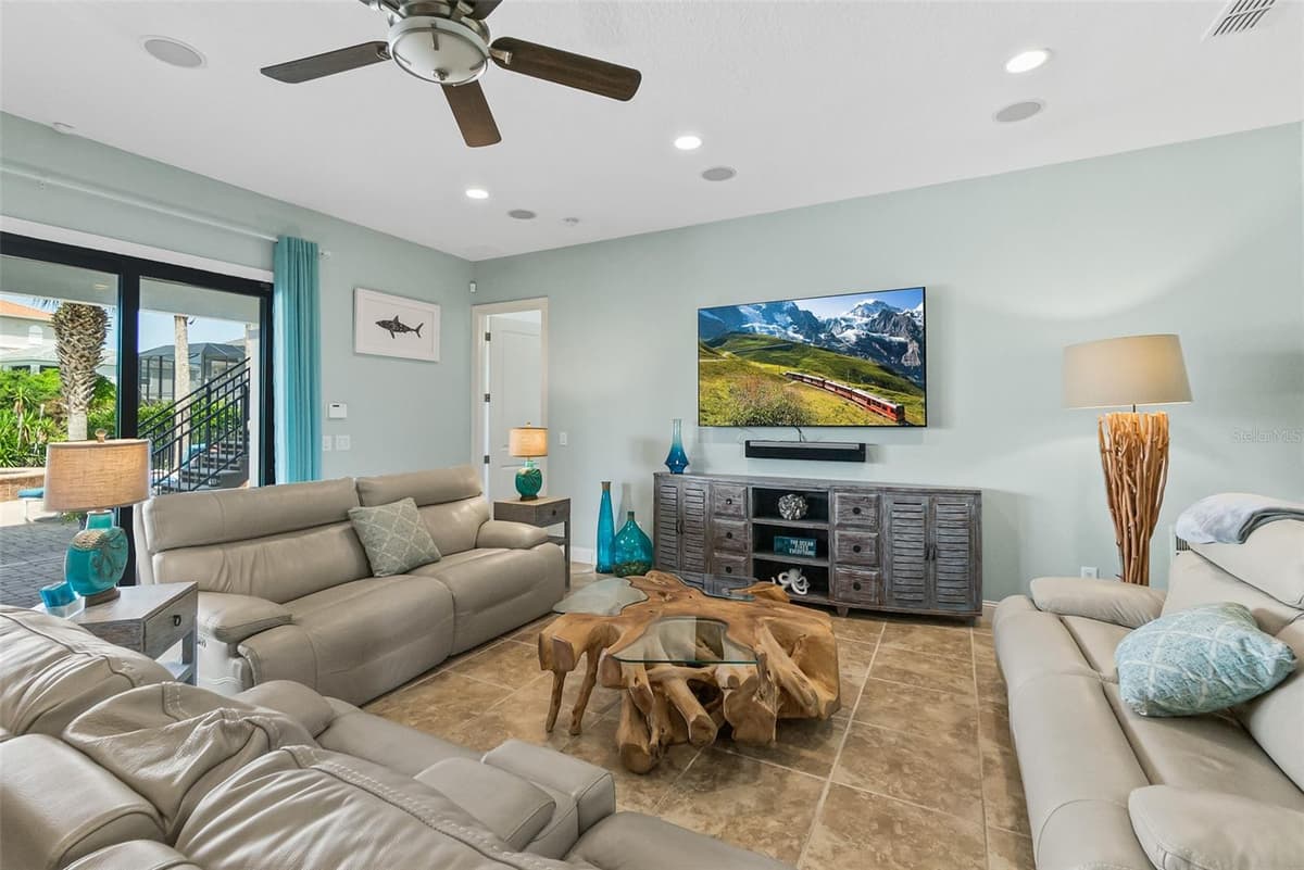 7 HAMMOCK BEACH CIRCLE — photo 45 of 95