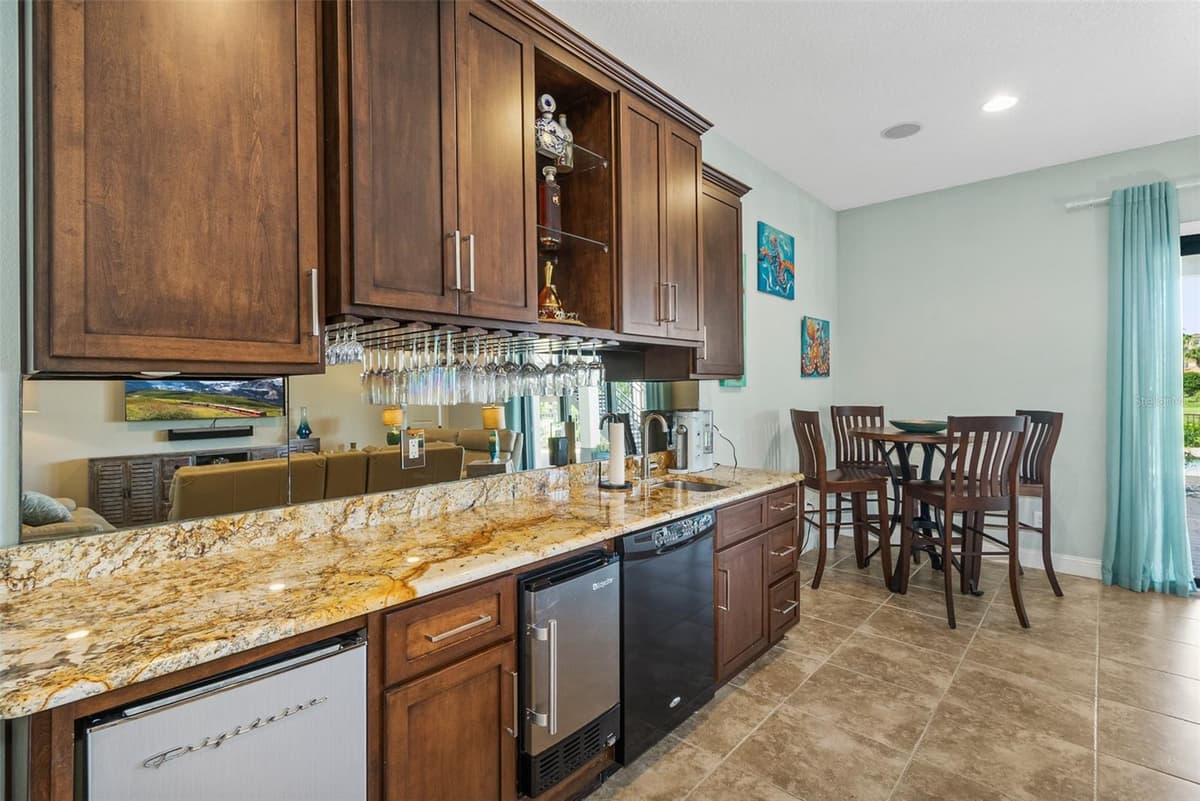 7 HAMMOCK BEACH CIRCLE — photo 46 of 95