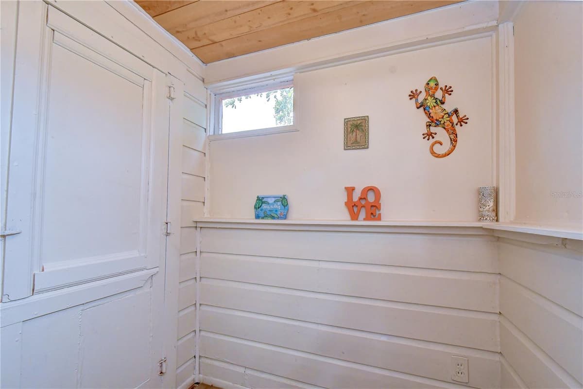 5509 15TH AVENUE — photo 26 of 37
