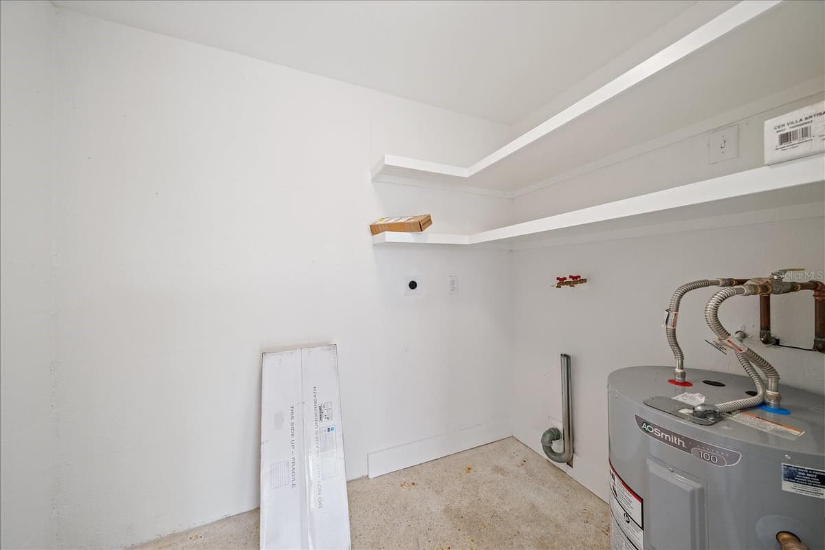 683 SPANISH DRIVE — photo 32 of 37