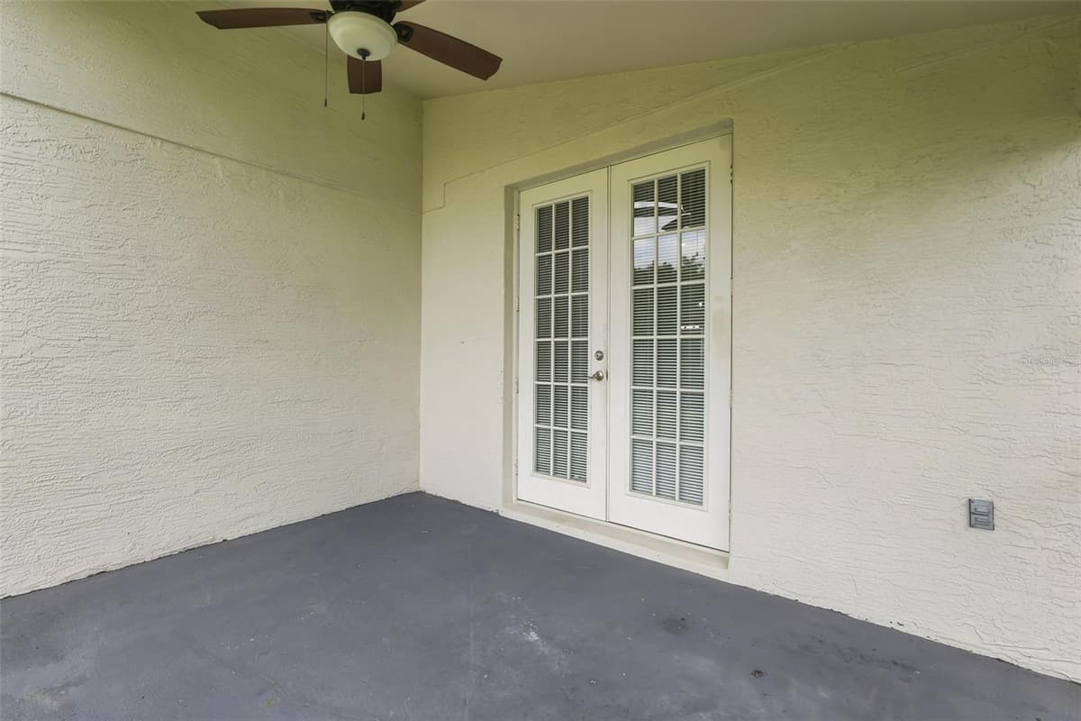 2608 DECK AVENUE — photo 31 of 38
