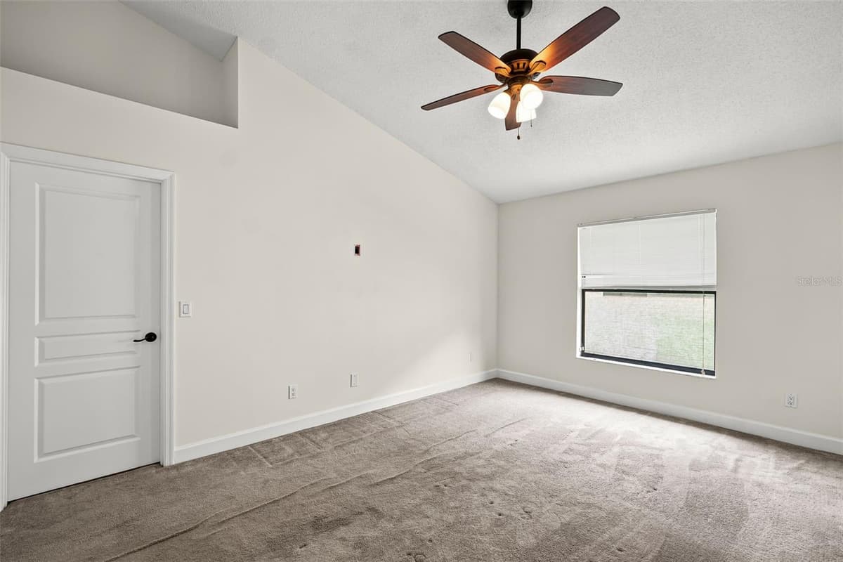 2608 DECK AVENUE — photo 18 of 38