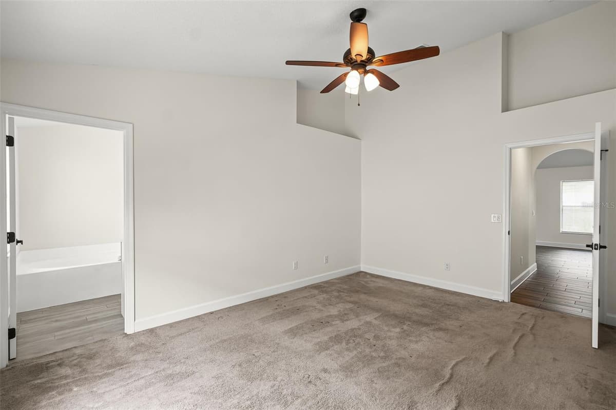 2608 DECK AVENUE — photo 16 of 38
