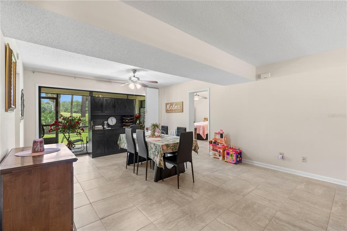 275 INDIGO DRIVE — photo 16 of 41