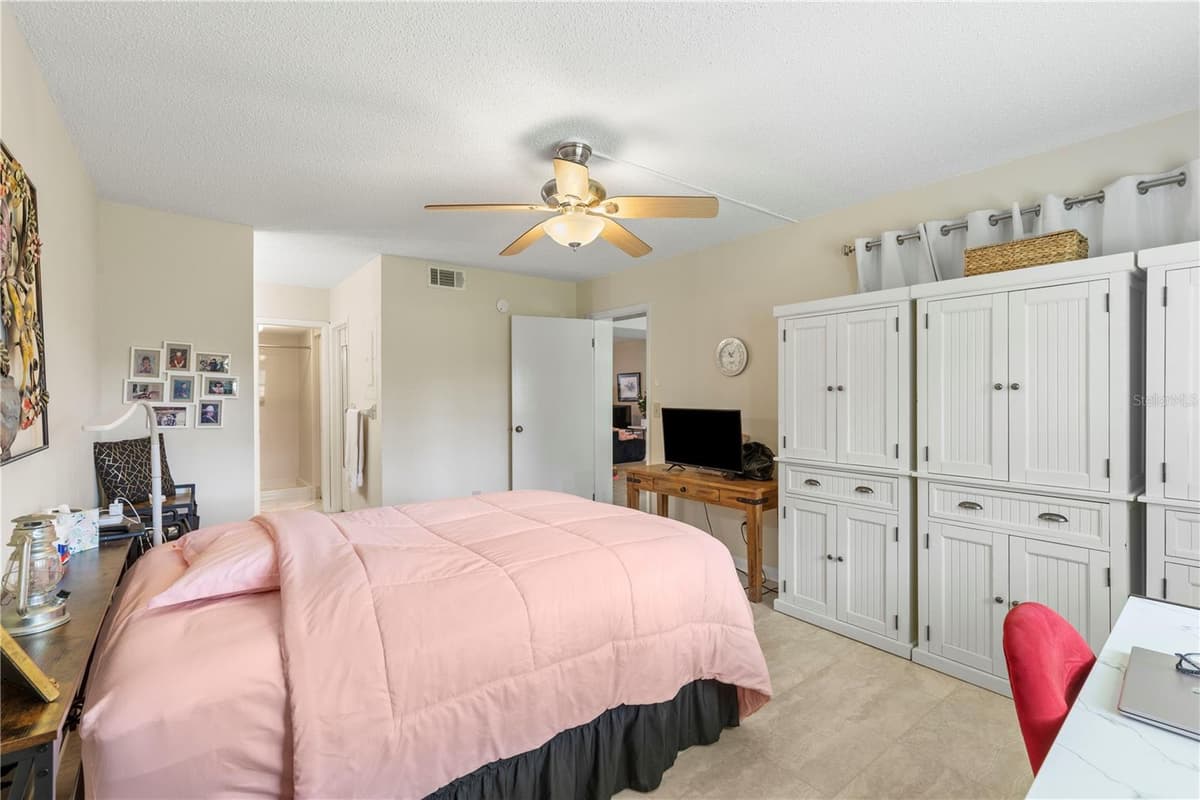 275 INDIGO DRIVE — photo 23 of 41