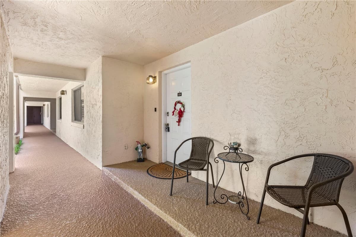 275 INDIGO DRIVE — photo 10 of 41