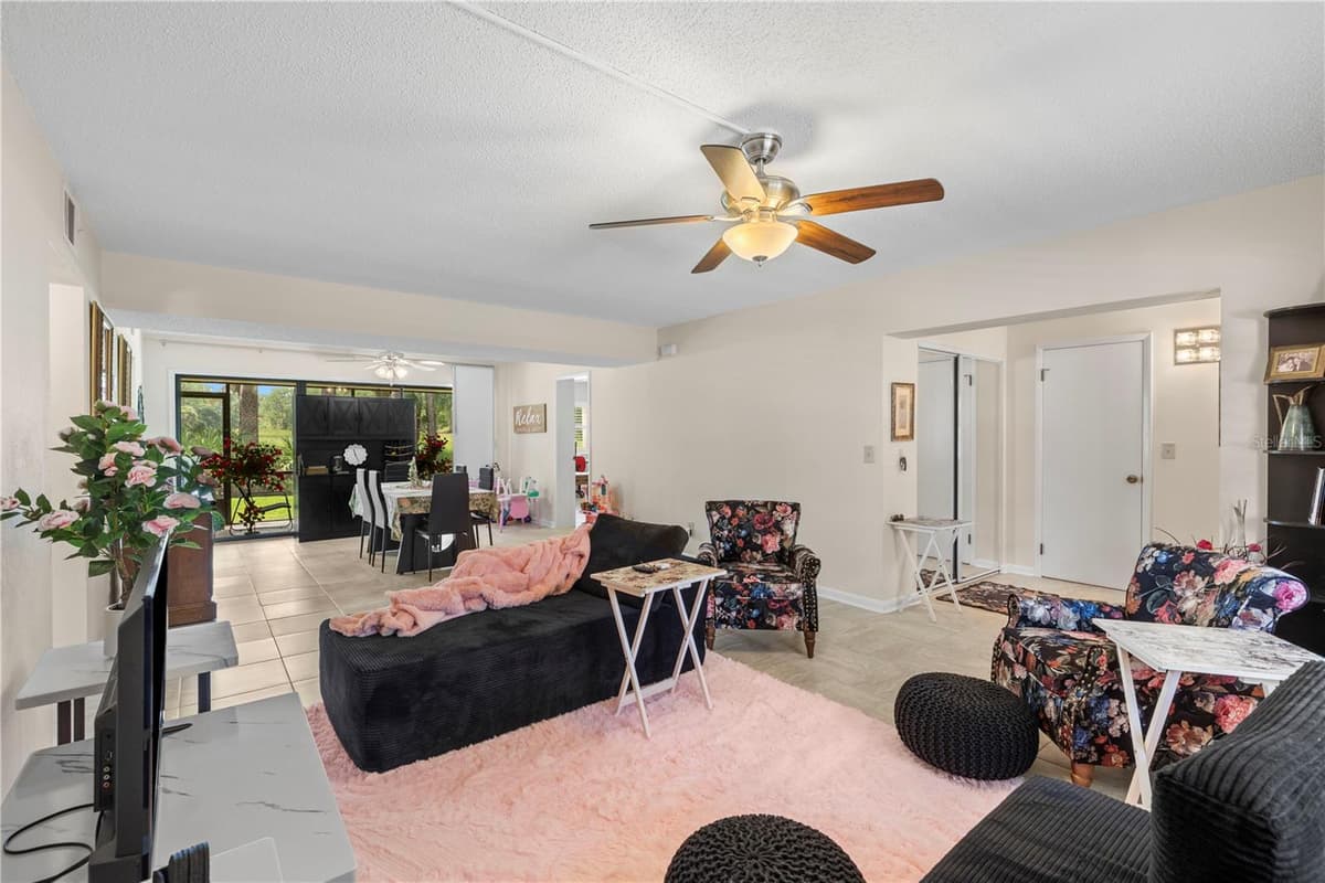 275 INDIGO DRIVE — photo 3 of 41