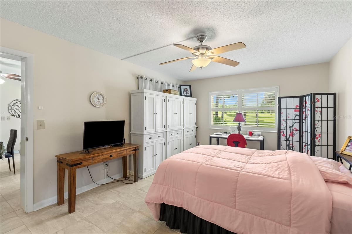 275 INDIGO DRIVE — photo 22 of 41