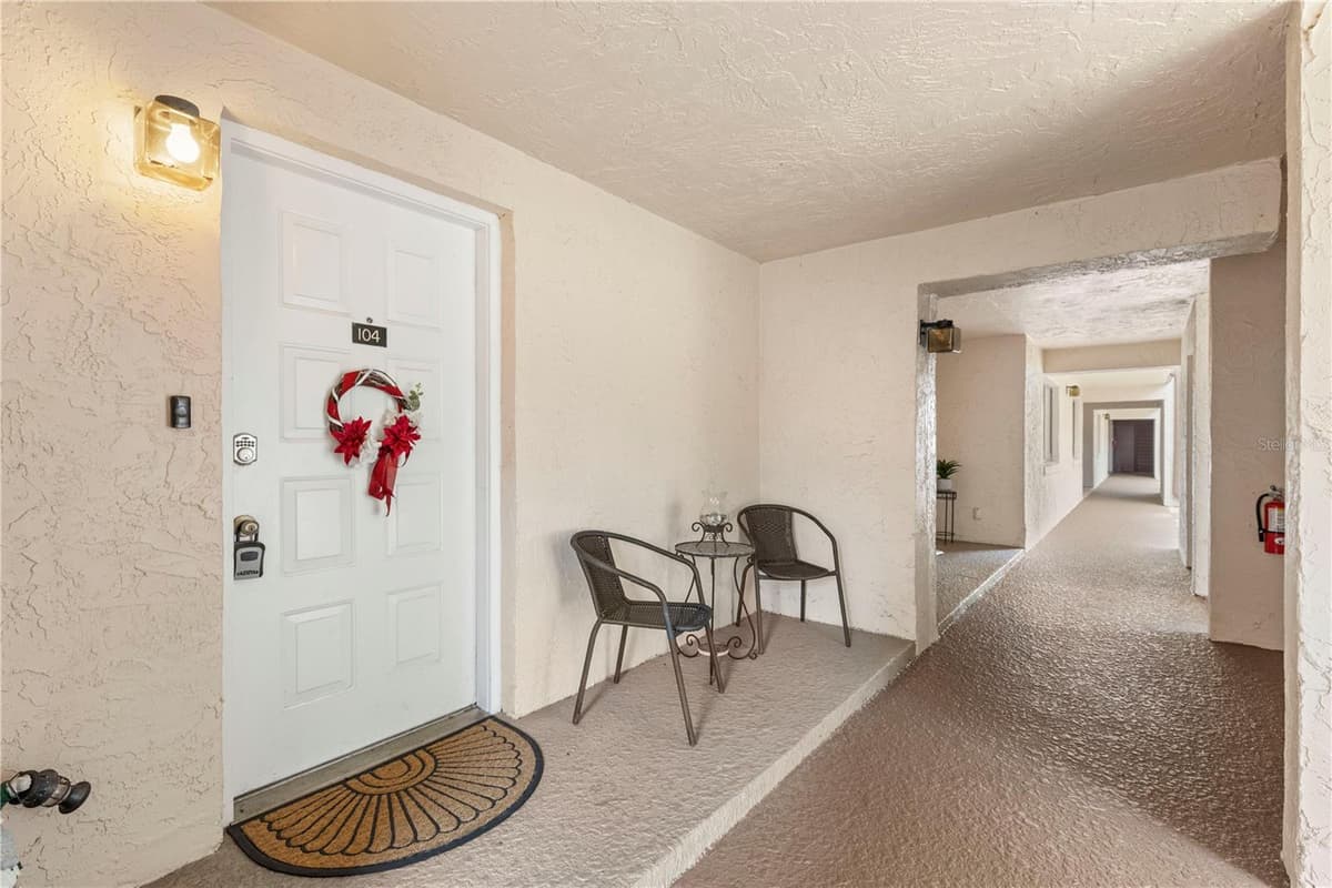 275 INDIGO DRIVE — photo 9 of 41