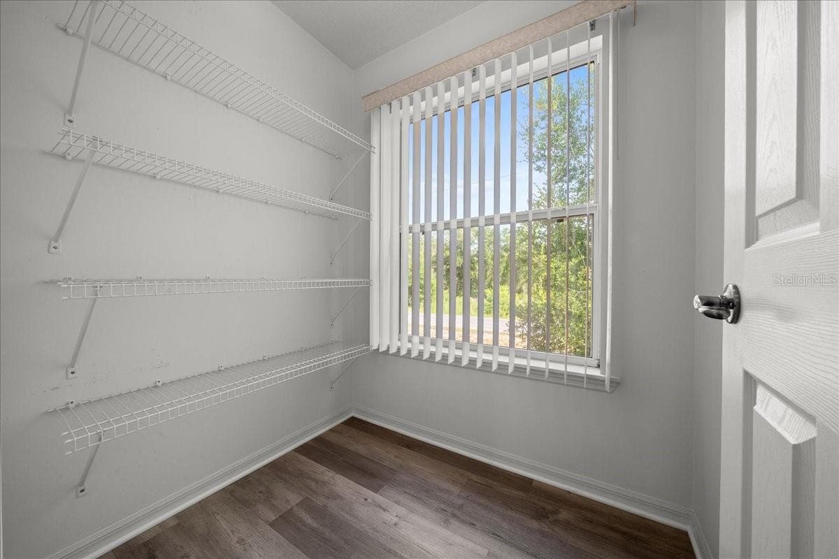 206 MALAUKA RADIAL — photo 22 of 80
