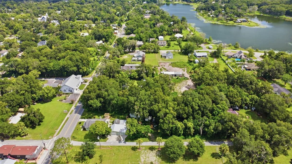 S LAKEVIEW DRIVE — photo 16 of 25