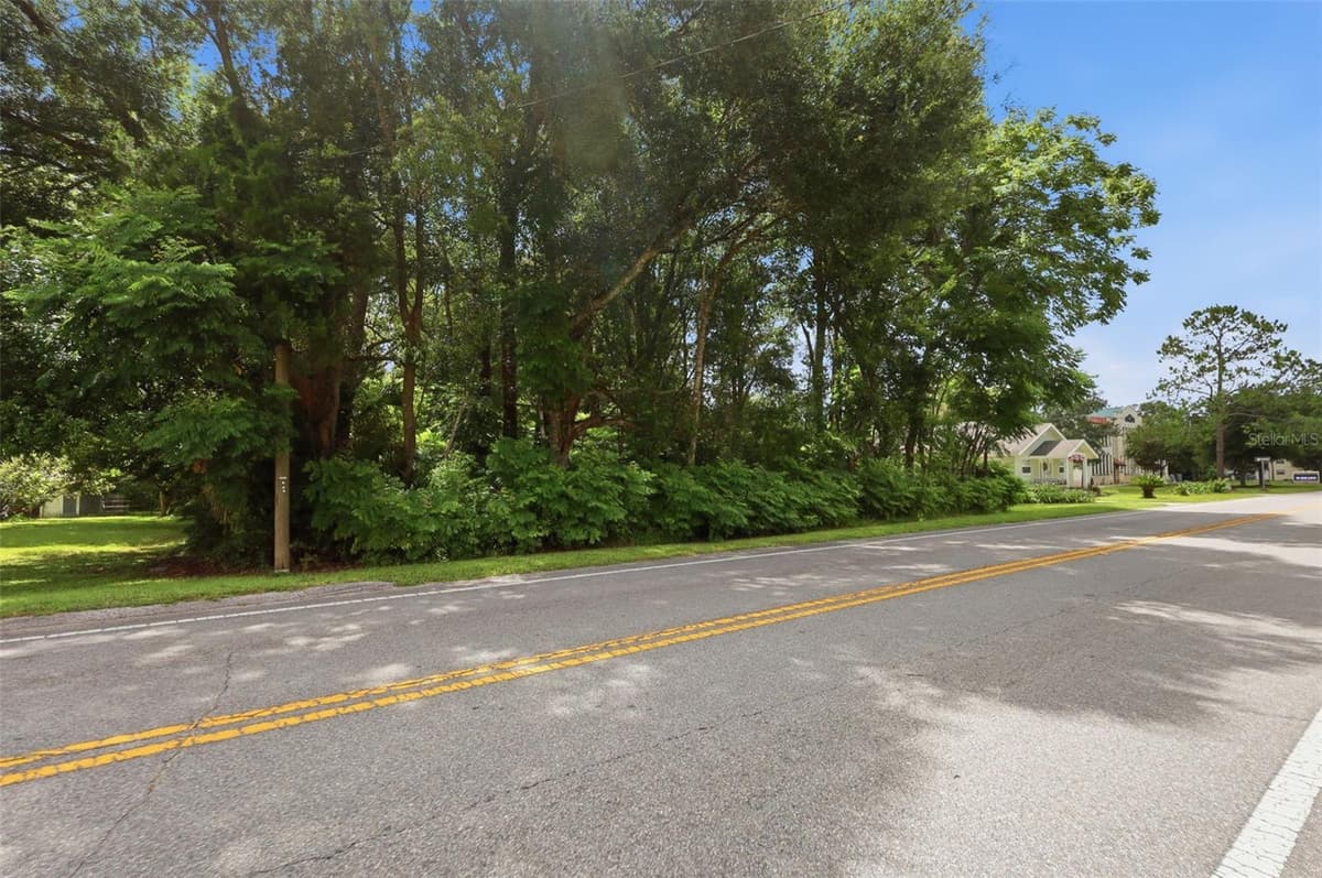 S LAKEVIEW DRIVE — photo 9 of 25