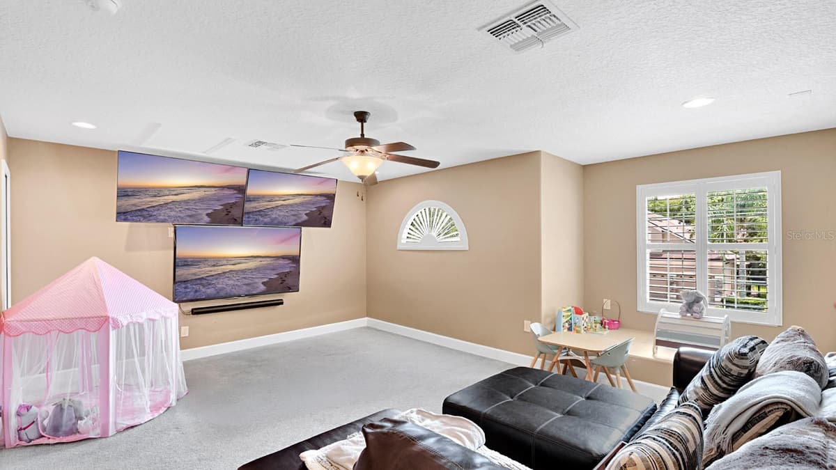 4911 PARKVIEW DRIVE — photo 36 of 64