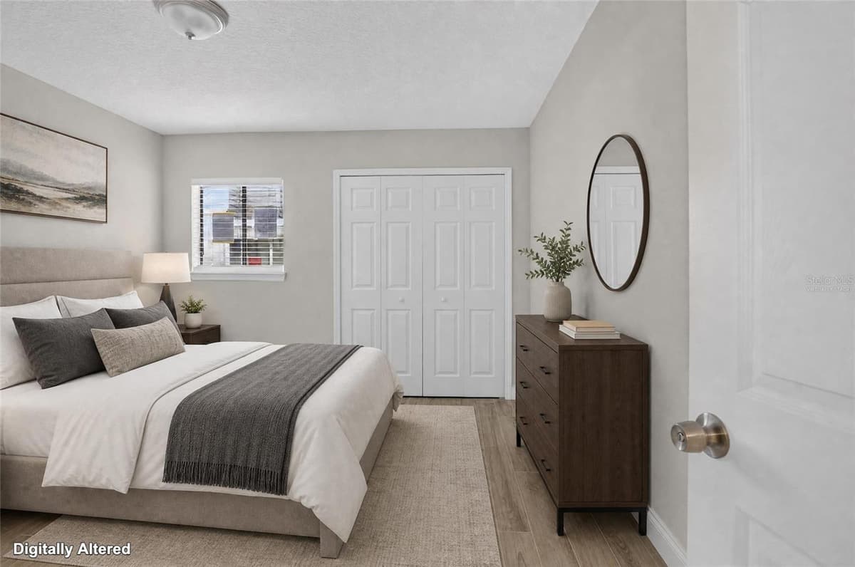 145 SCOTTSDALE SQUARE — photo 14 of 33