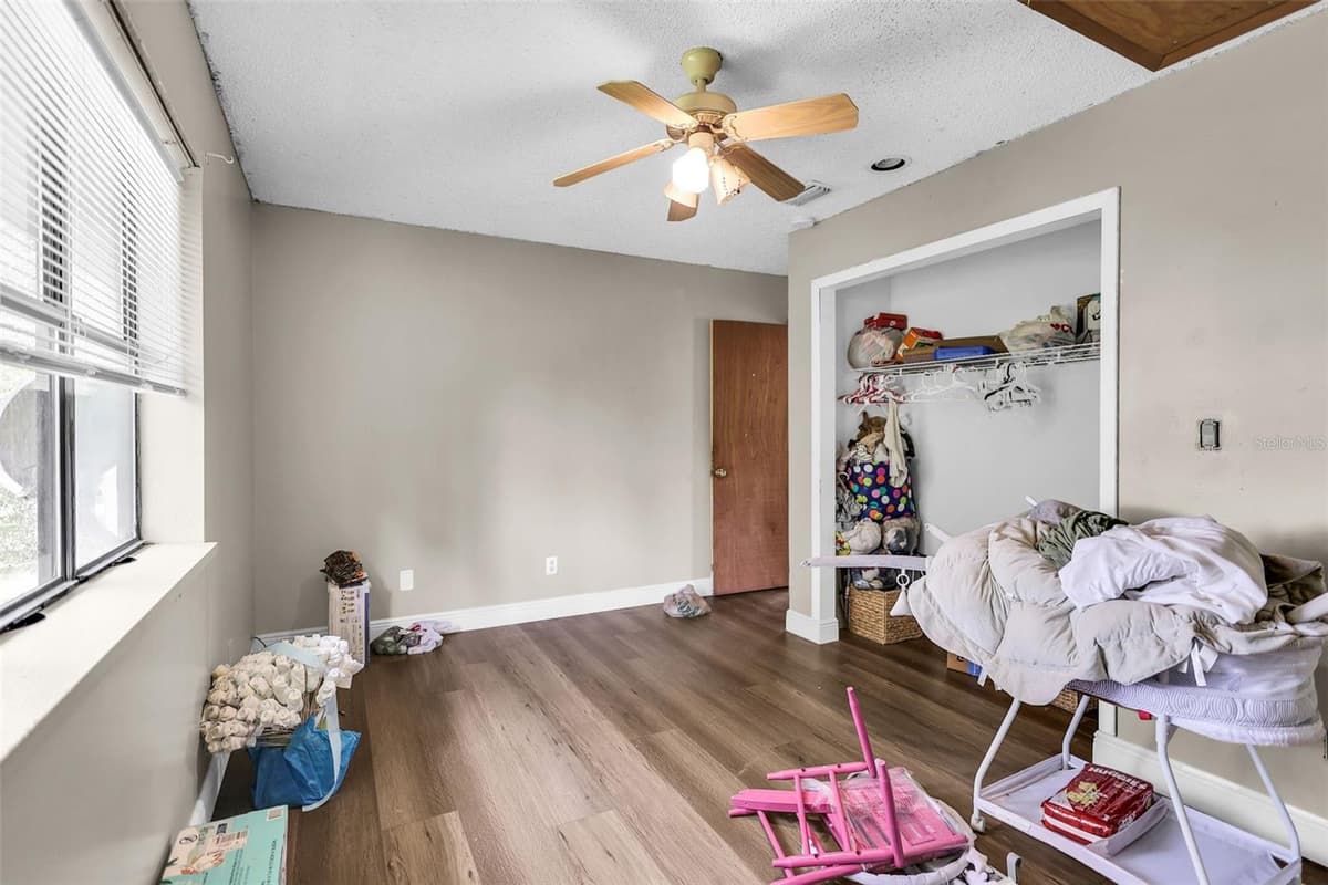 24003 SISLER AVENUE — photo 41 of 68