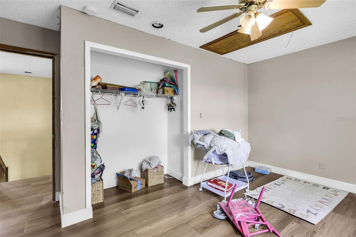 24003 SISLER AVENUE — photo 40 of 68