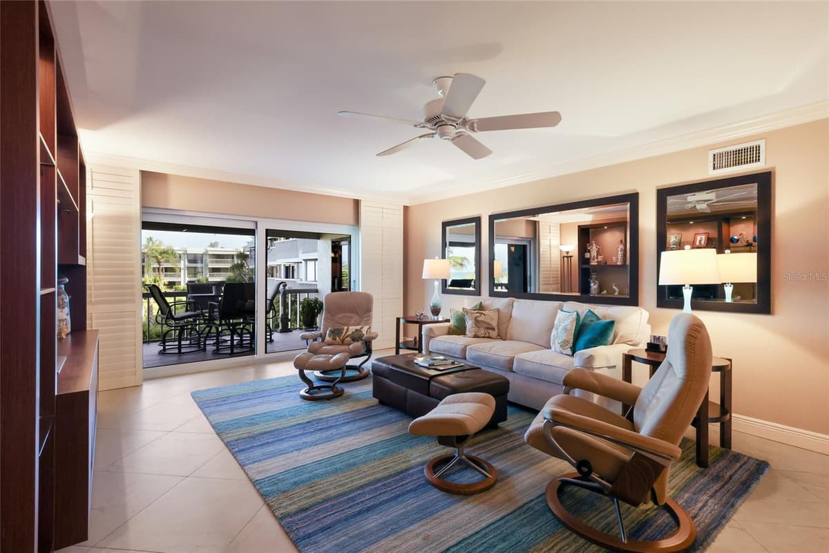 5757 GULF OF MEXICO DRIVE — photo 12 of 45