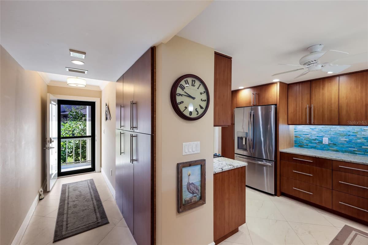 5757 GULF OF MEXICO DRIVE — photo 5 of 45