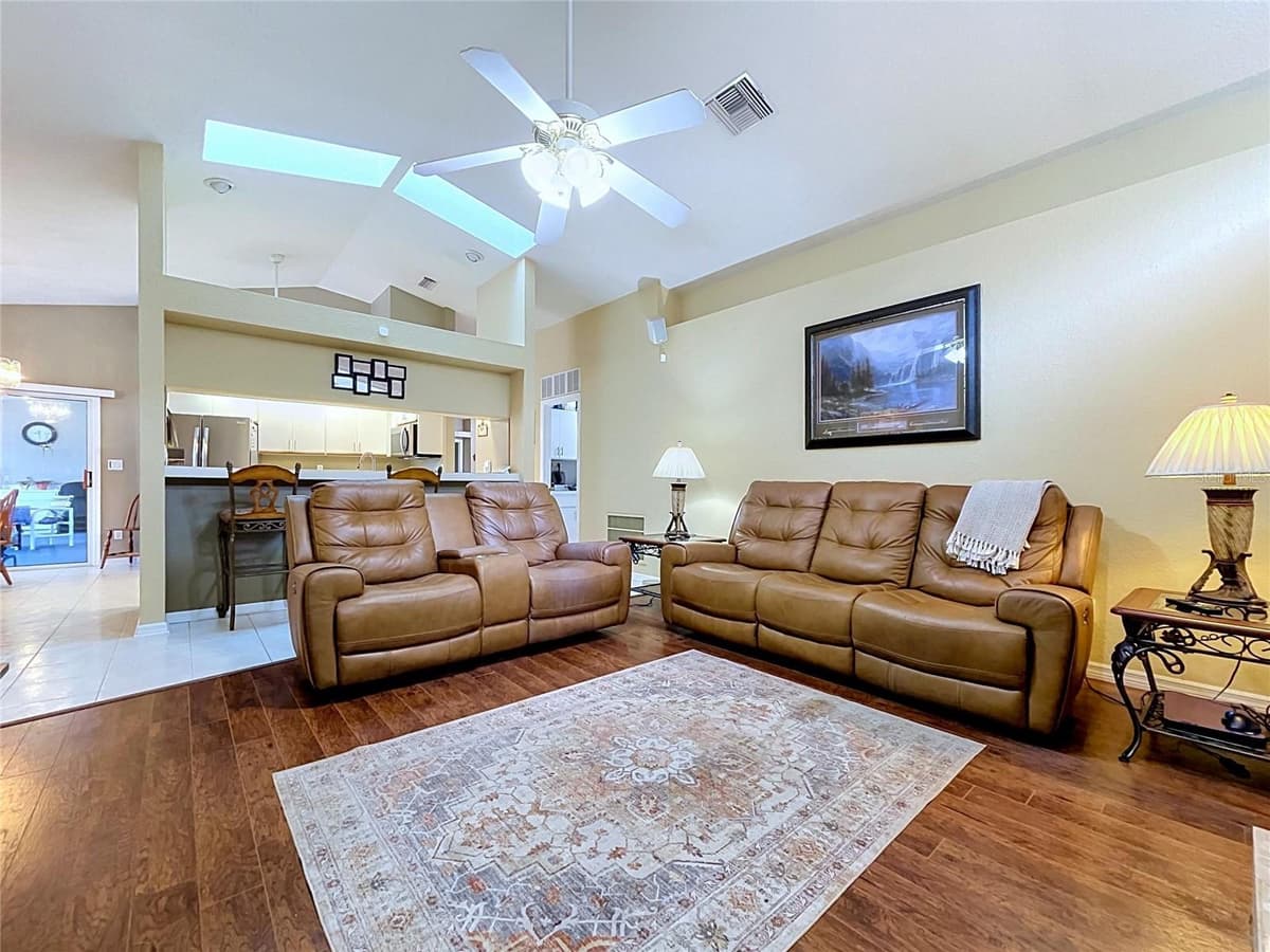 12380 TANSBORO STREET — photo 9 of 59