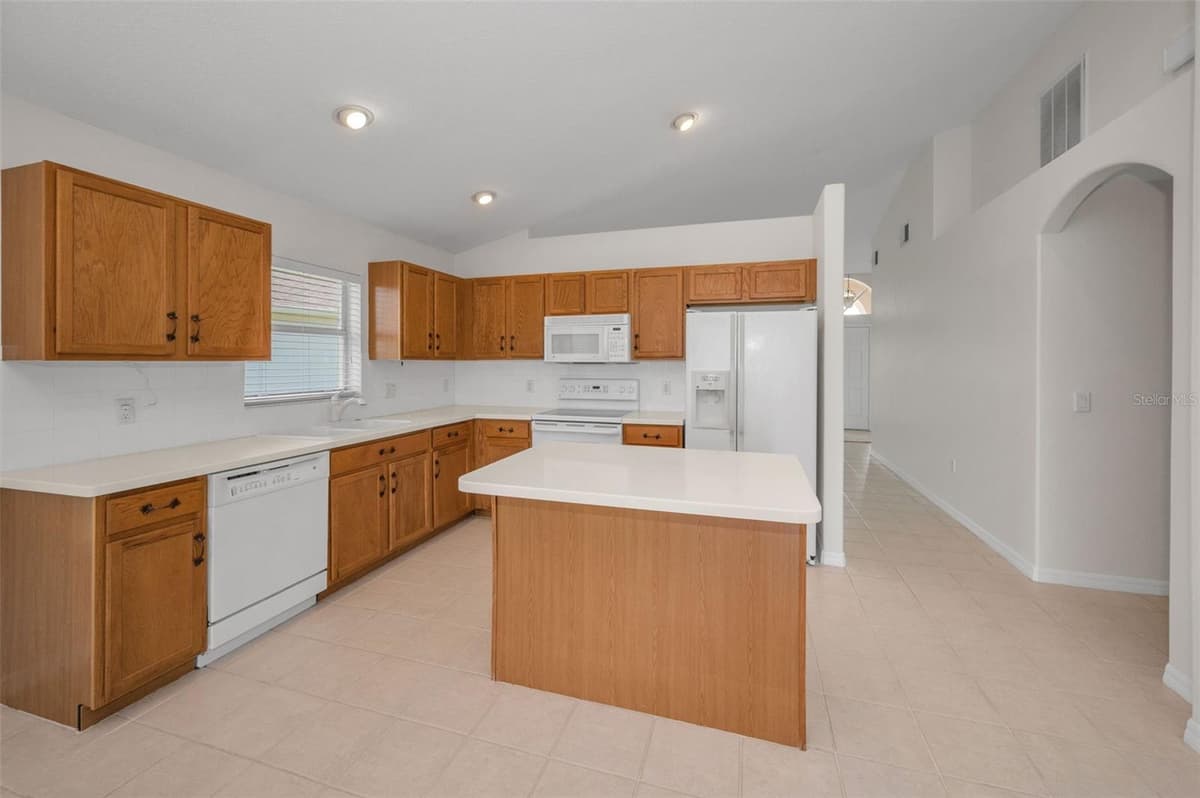 12021 FERN TERRACE COURT — photo 15 of 90
