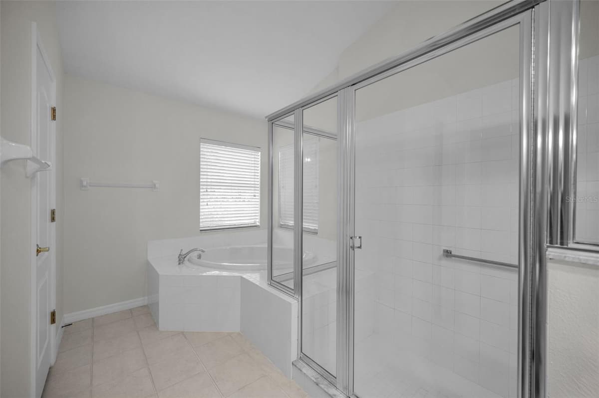 12021 FERN TERRACE COURT — photo 28 of 90