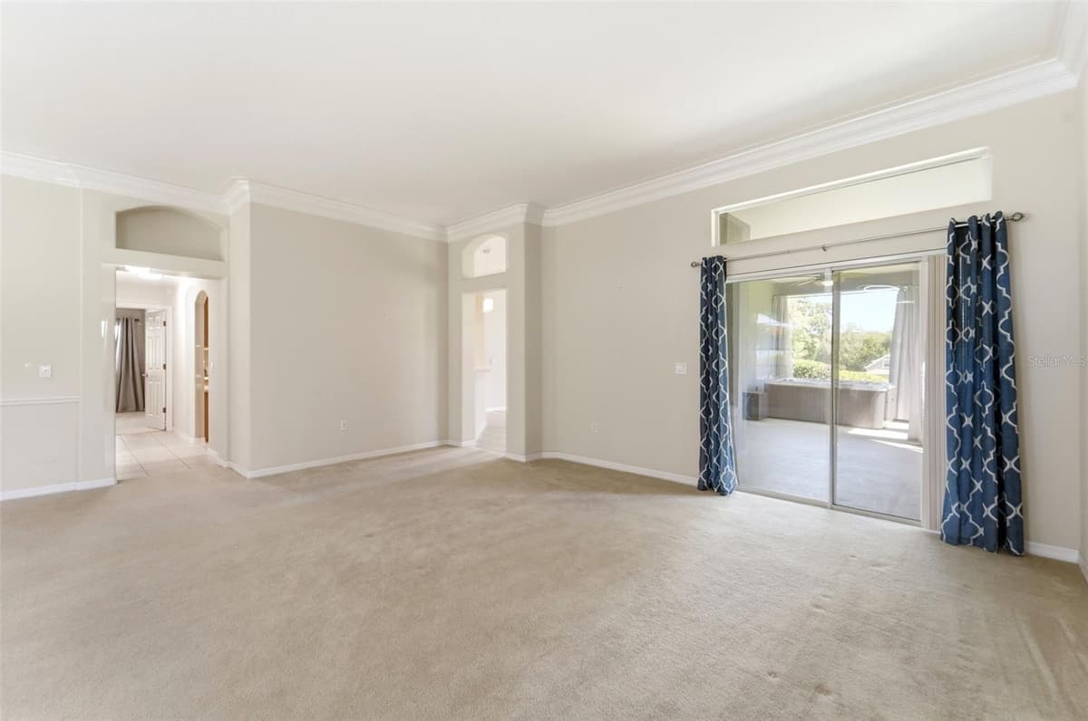 2111 SUN VALLEY LANE — photo 14 of 51