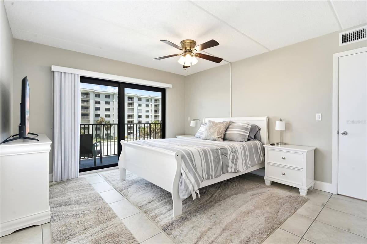 3807 ATLANTIC AVENUE — photo 38 of 47