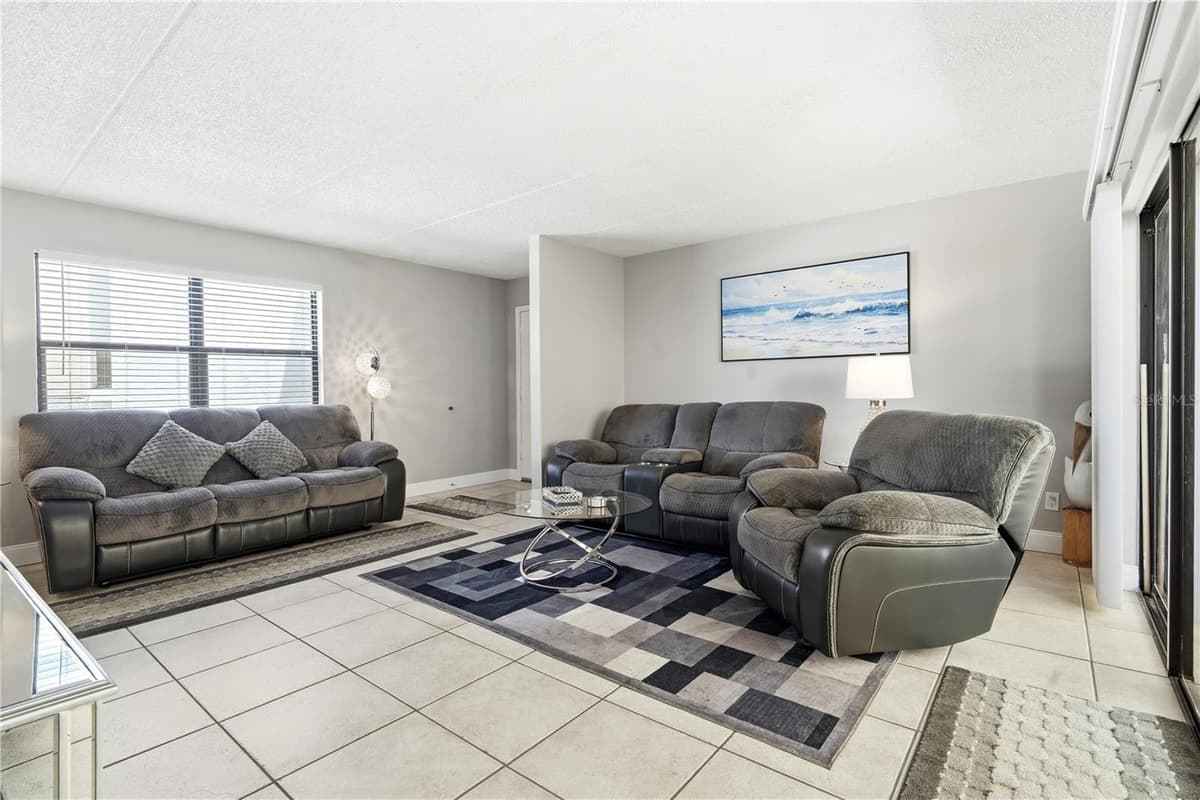 3807 ATLANTIC AVENUE — photo 17 of 47