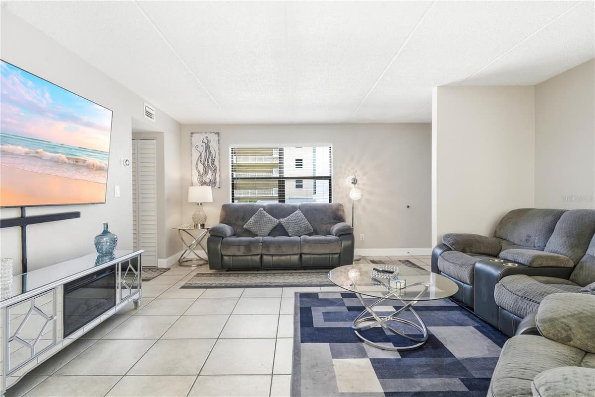 3807 ATLANTIC AVENUE — photo 18 of 47